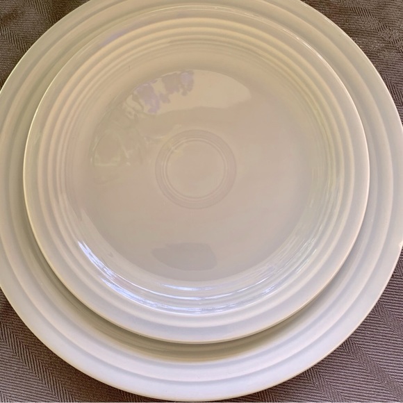 Vintage Gray Fiestaware 3 Piece Place Setting - Picture 3 of 8